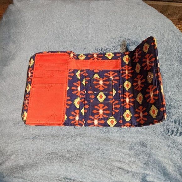VERA BRADLEY QUILTED BLUE/ORANGE/WHITE/GREEN TRIFOLD WALLET - Picture 5 of 5